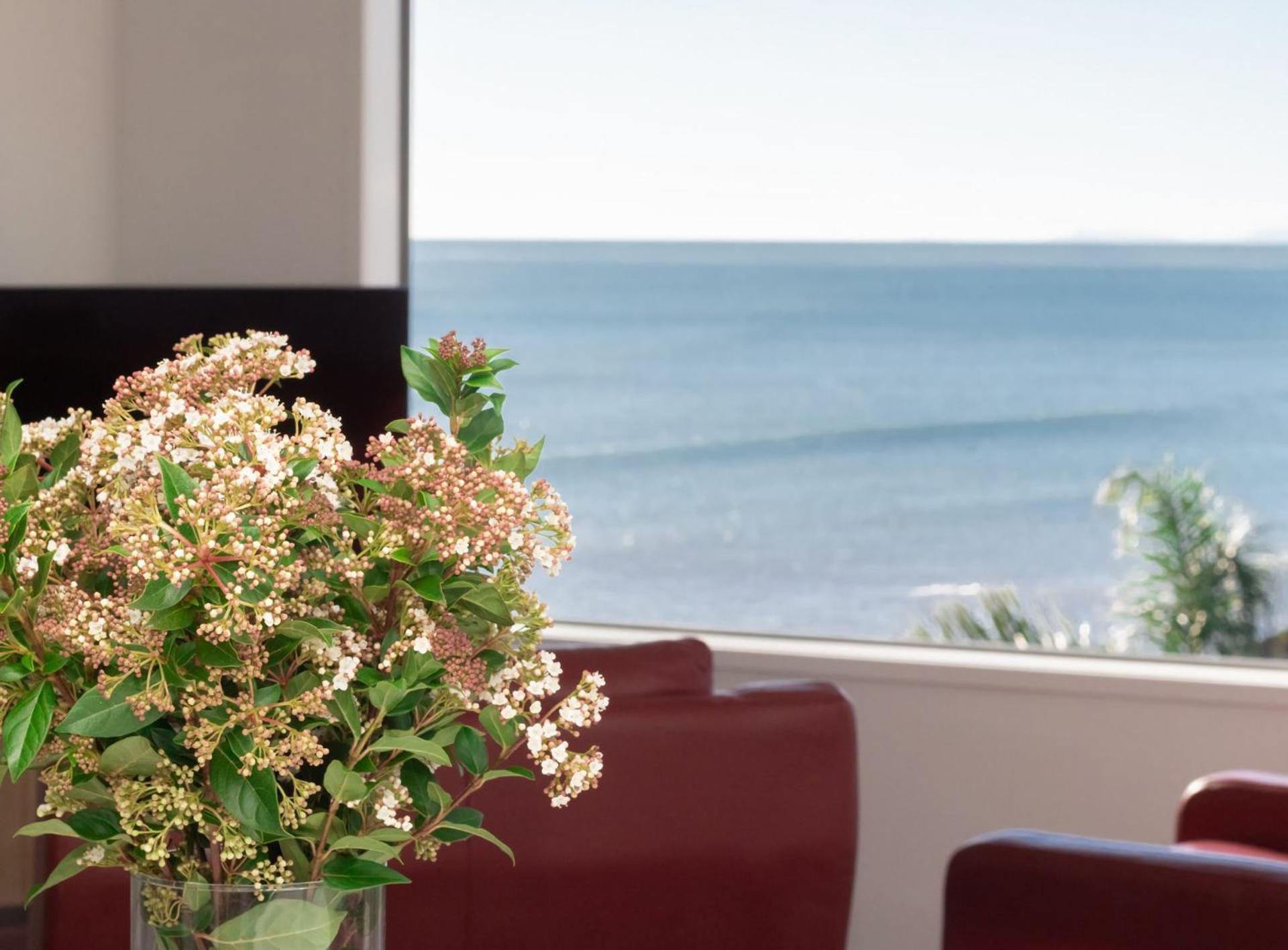 Hobson Hot Spot - Enjoy Stunning Sea Views New Plymouth Exterior photo