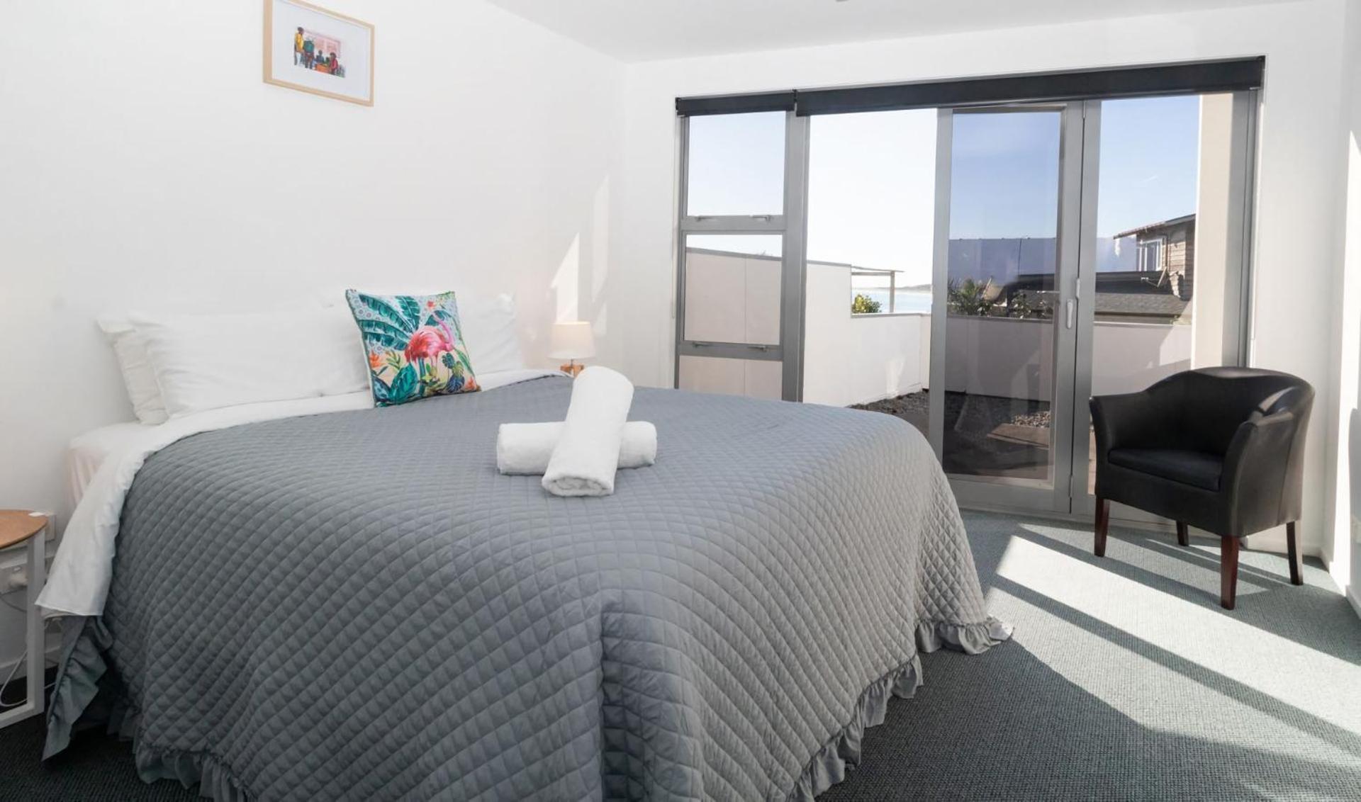 Hobson Hot Spot - Enjoy Stunning Sea Views New Plymouth Exterior photo